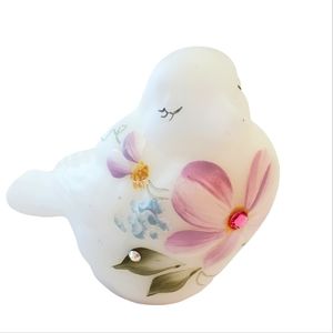 Fenton White Hand Painted Song Bird With Rhinestones 100 Year Anniversary